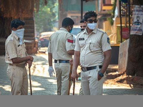 delhi-police-1200-new.jpg