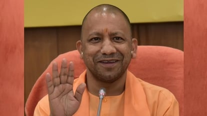 yogi-adityanath_1653641590.jpeg