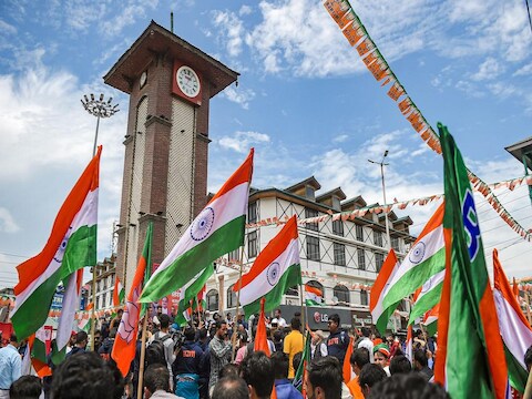 Jammu-Kashmir-Lal-Chowk.jpg