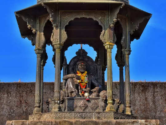 shivaji-maharaj-95447413.jpg