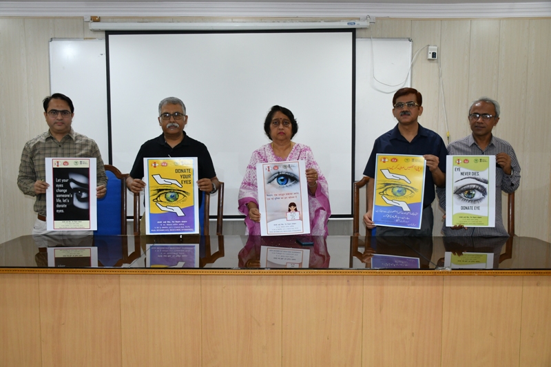 Prof. Veena Maheshwari Prof. A.K. Amitava, Prof. Waseem Rizvi  Dr. Zia Siddiqui, along with Dr. Saquib launching the poster for hospital cornea retrieval programme at JN Medical College .JPG