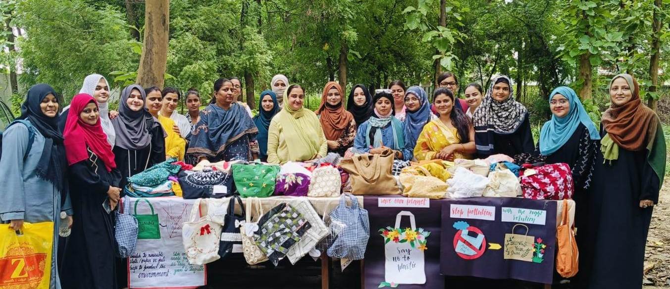 trainees of Garment Making course during the Cloth bags campaigning .jpg