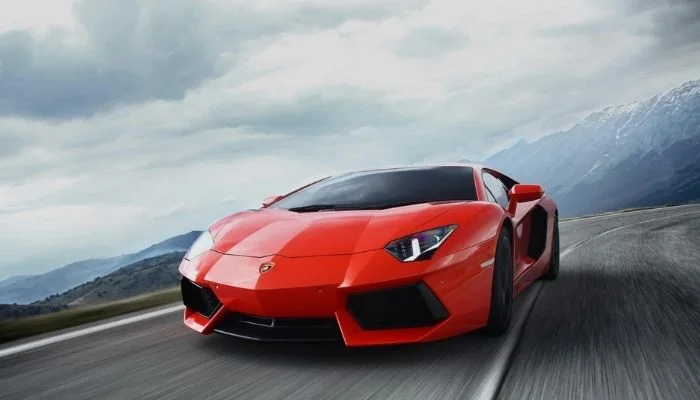 Lamborghini-Aventador.webp