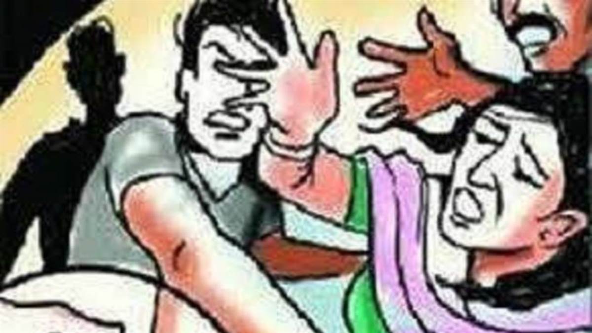 28_08_2022-woman_fiercely_assaulted_in_aligarh_23021400.jpg